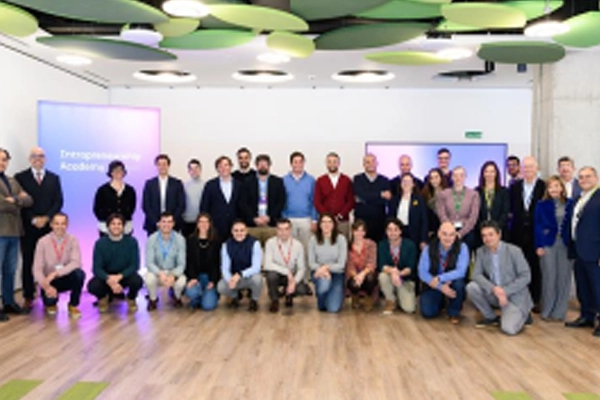 ¡Nace la Escuela de Intraemprendimiento de FCC! Un espacio para quienes quieren innovar