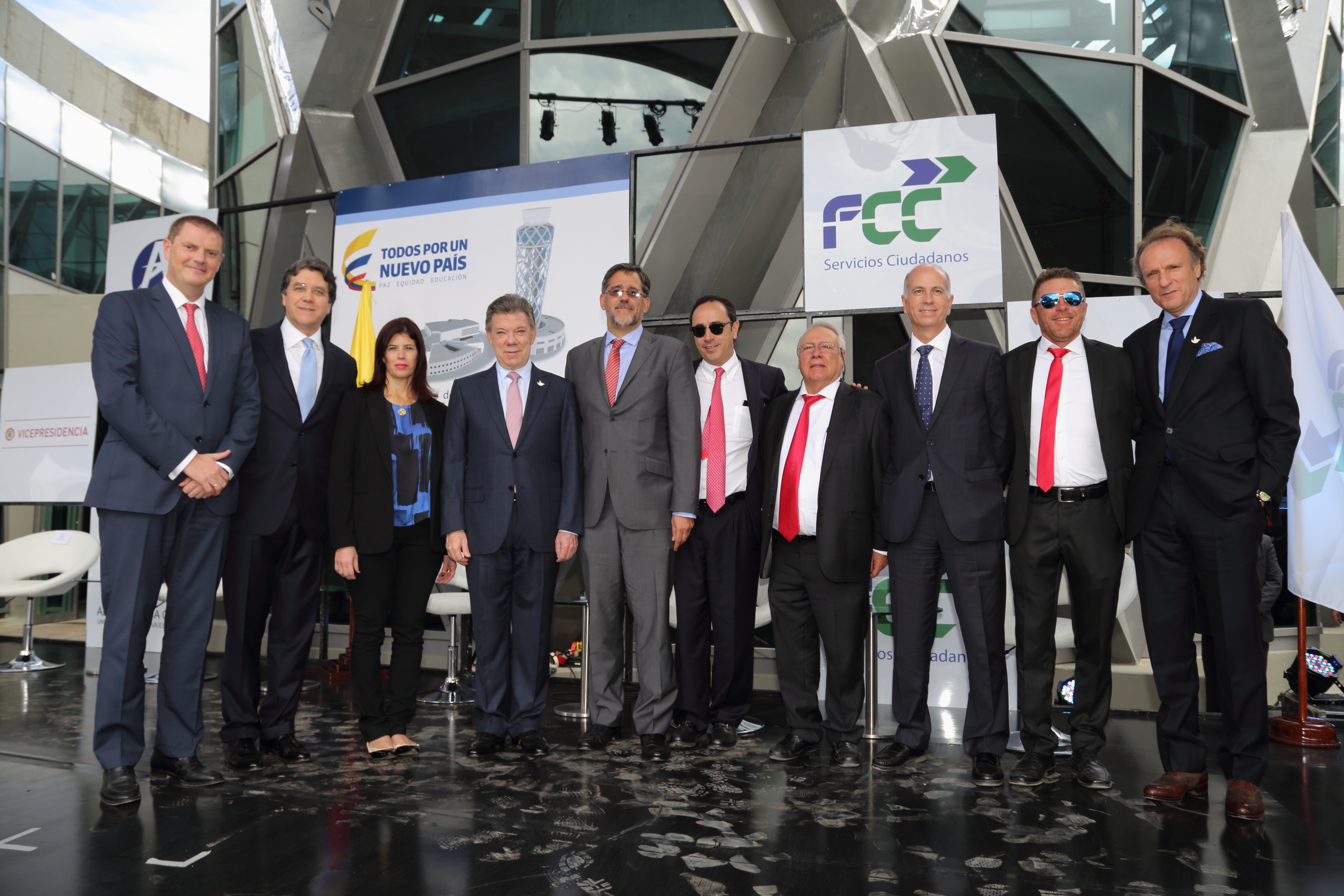 FCC Construction opens the new Control Tower at Bogota airport in the presence of the president of Colombia