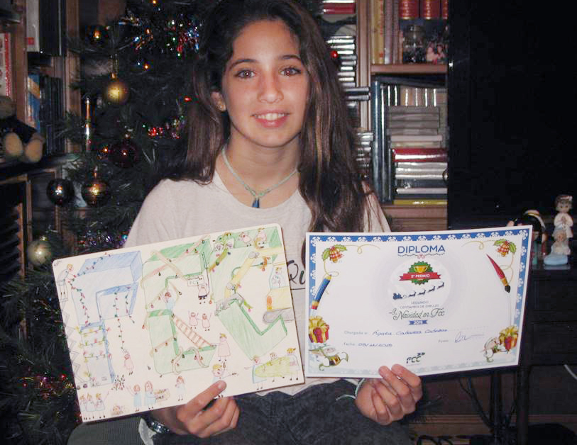 Agata Cabadas, ganadora del segundo premio del certamen de dibujo infantil, nos felicita la Navidad