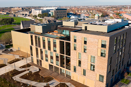 El Ministro de Educación, Innovación y Ciencia de Irlanda visita el proyecto Universidad Grangegorman, ejecutado por FCC Construcción
